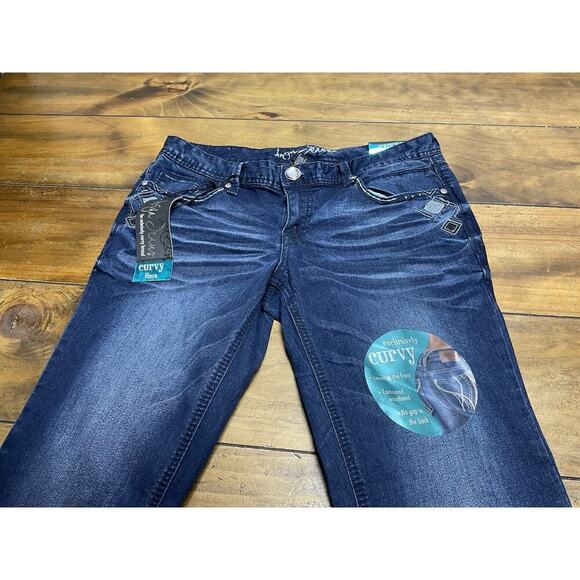 ARIYA JEANS Women's Size 11/12 Curvy Flare Dark Wash NWT - Picture 3 of 14